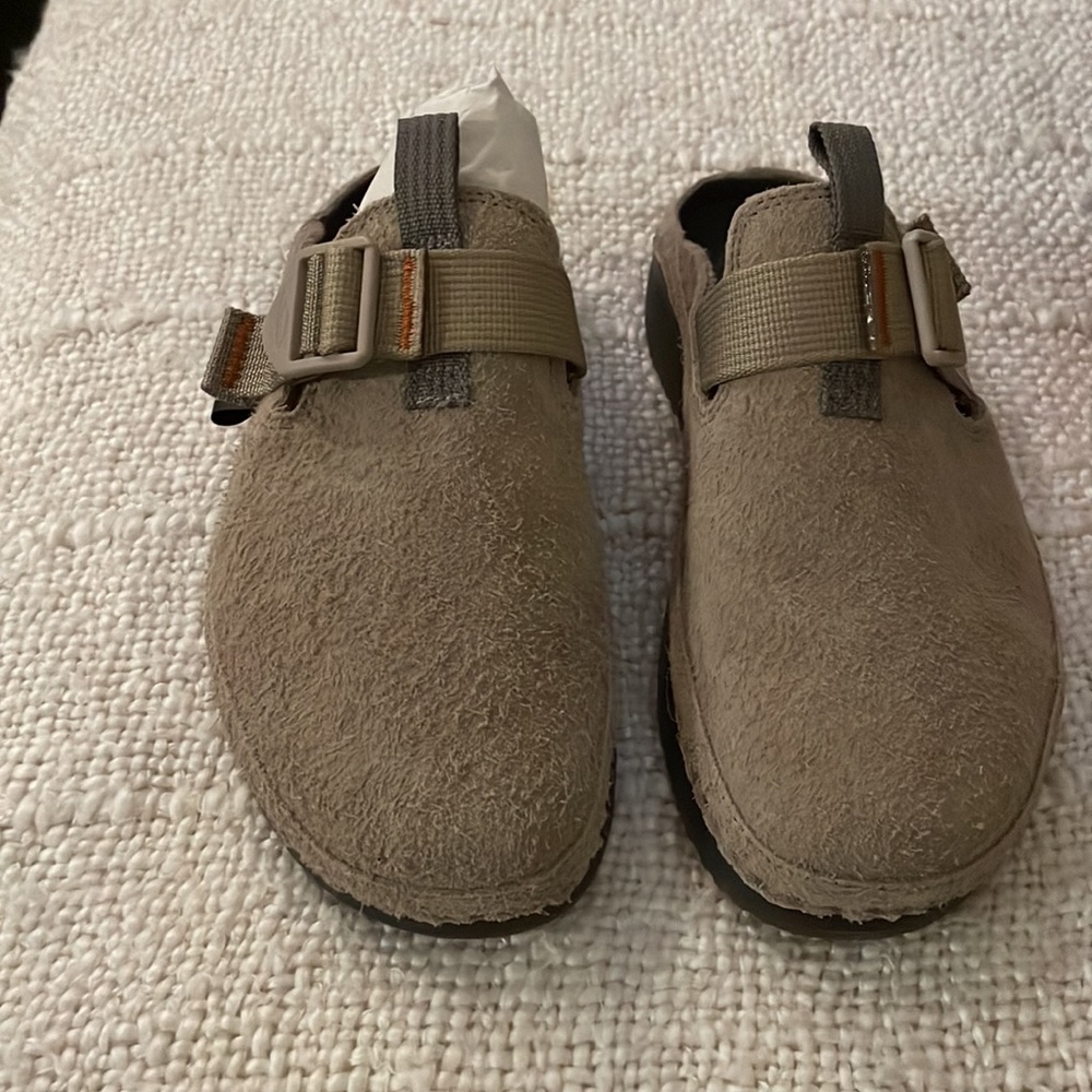 Chaco Paonia clog size 7 never been worn